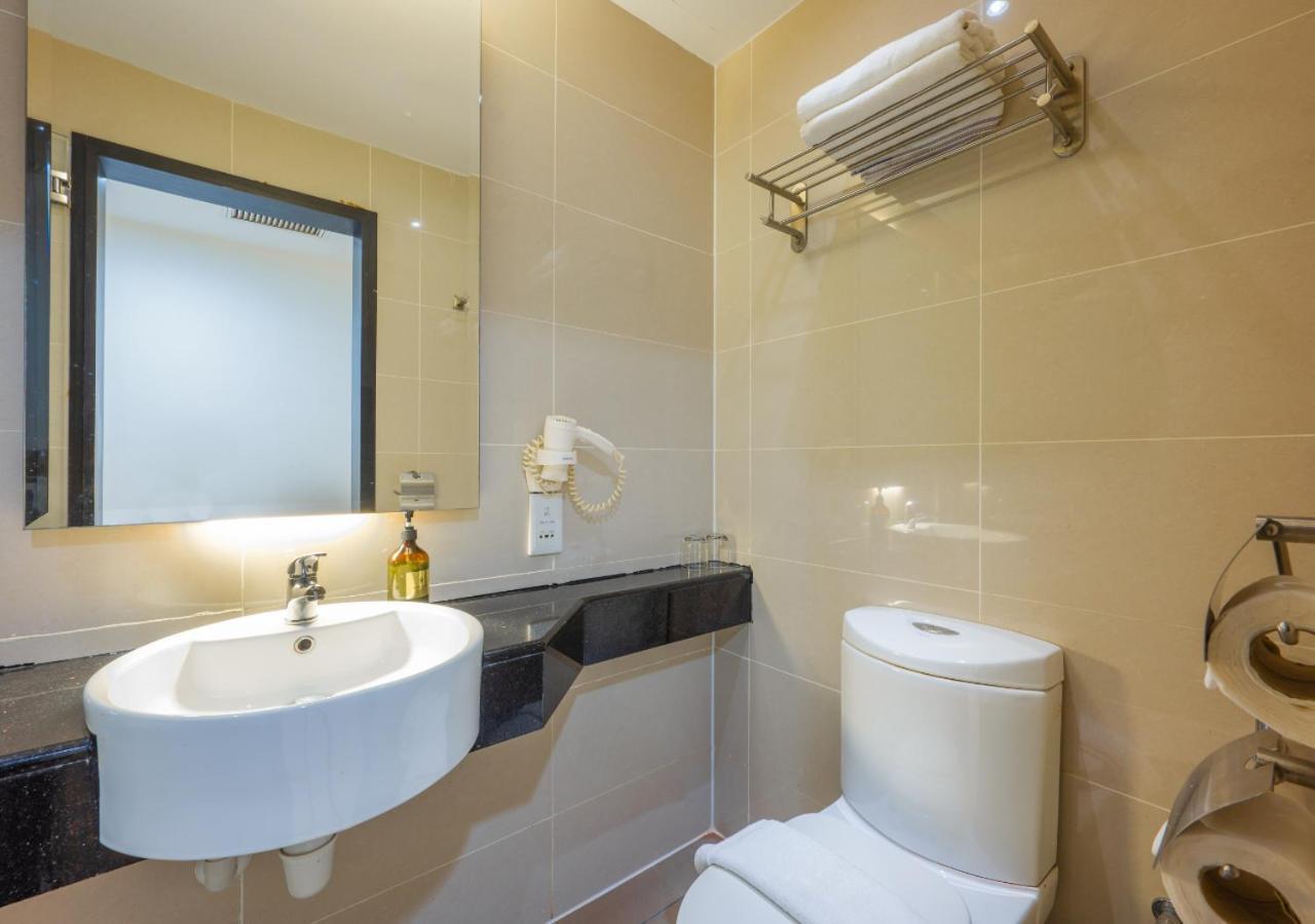 Greystone Centrestage Pj Hotel Petaling Jaya Exterior foto